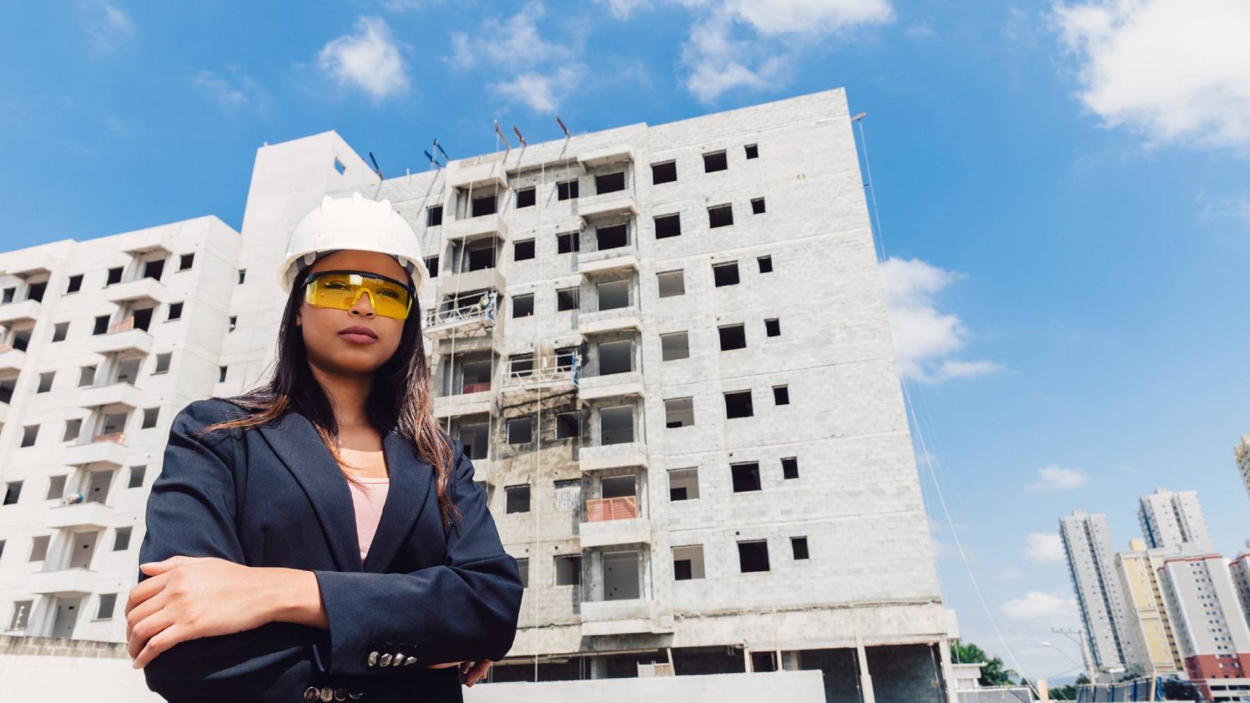 Is Nigerian Real Estate Still a Good Investment When the Naira Is Weak?